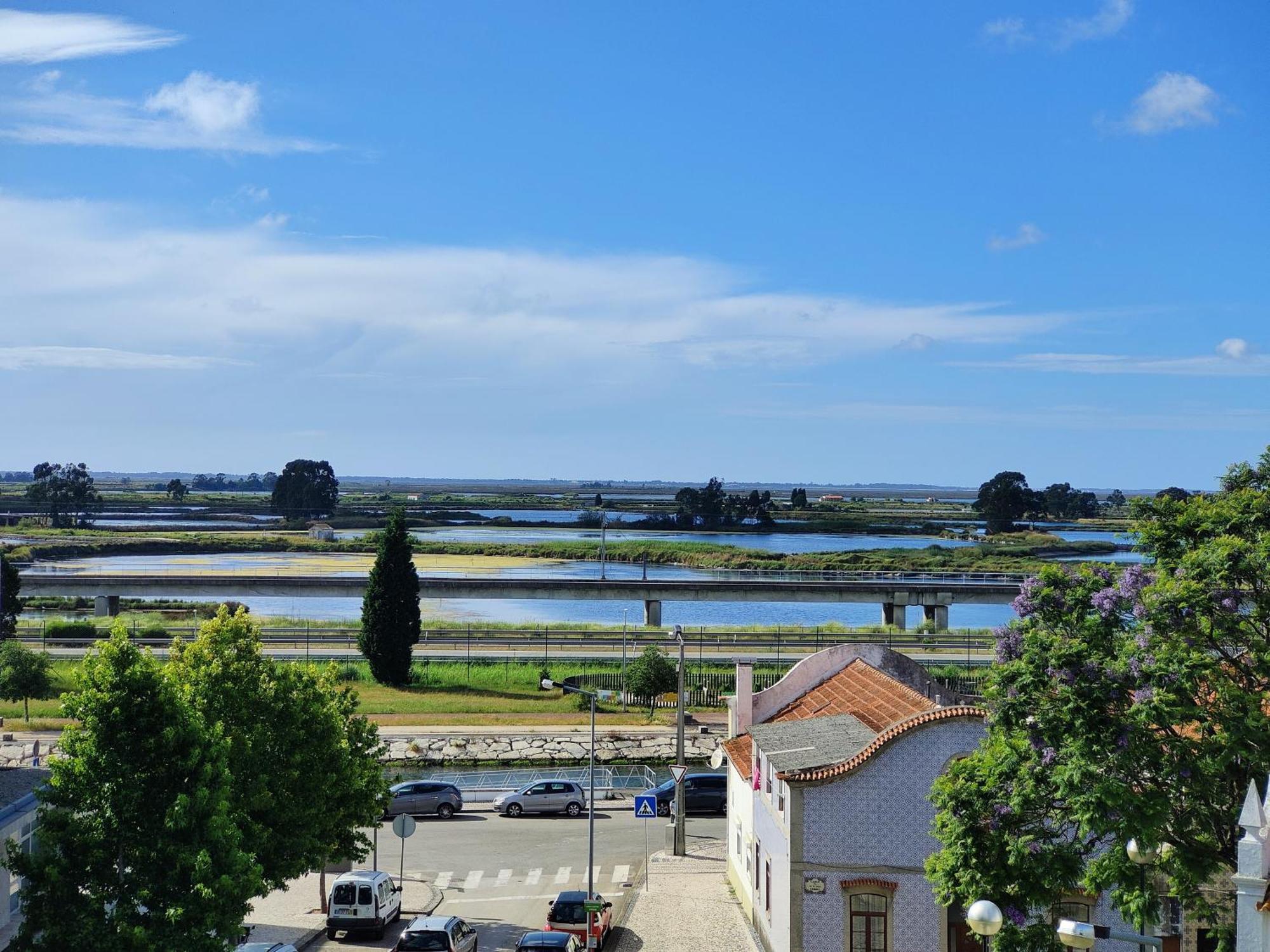 Aveiro House Hotel ภายนอก รูปภาพ